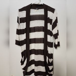 Vanity Quarter Sleeve Cardigan